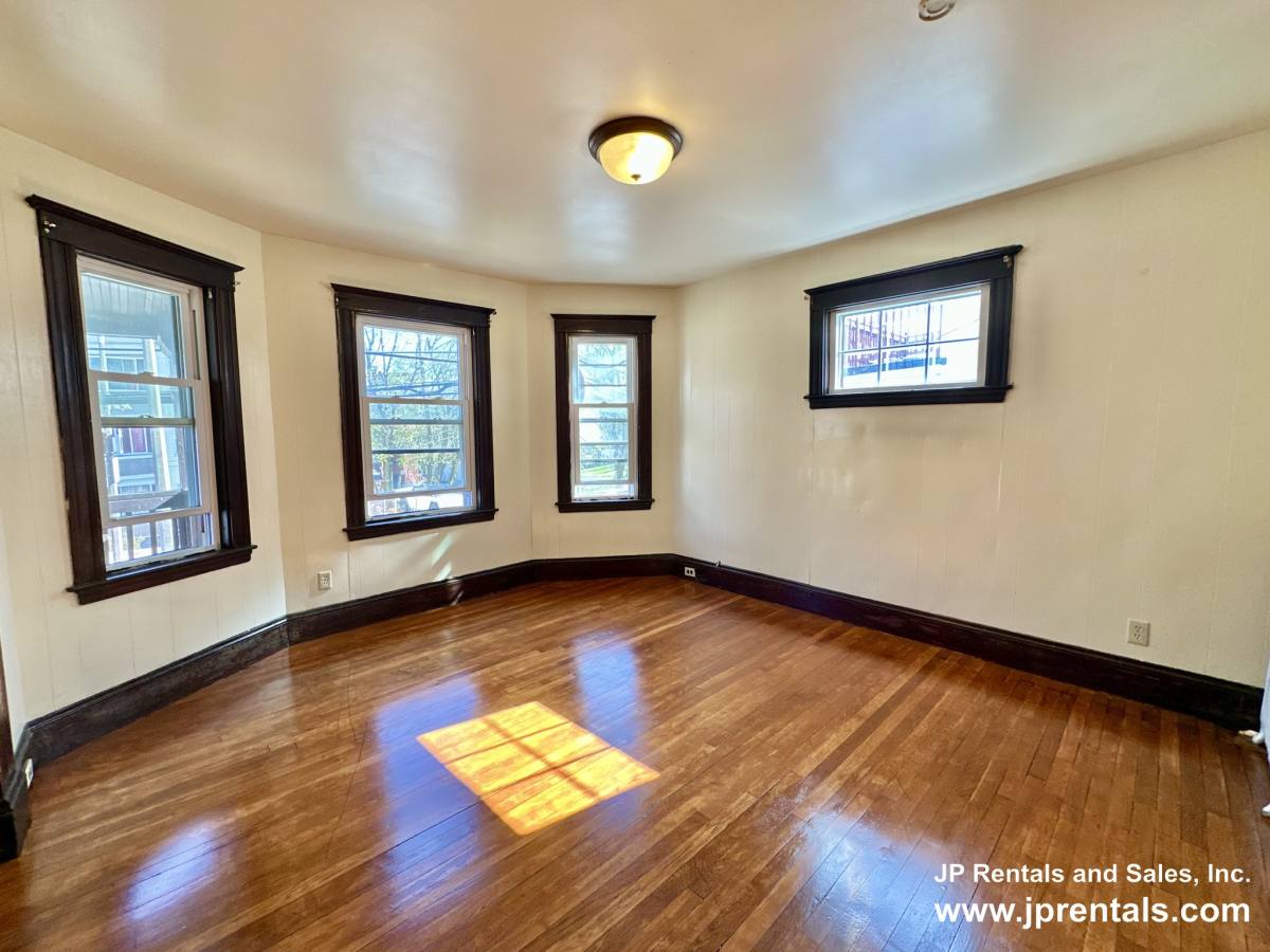 Apartment for rent at 1017 Canterbury St #2 Co, Roslindale, MA 02131