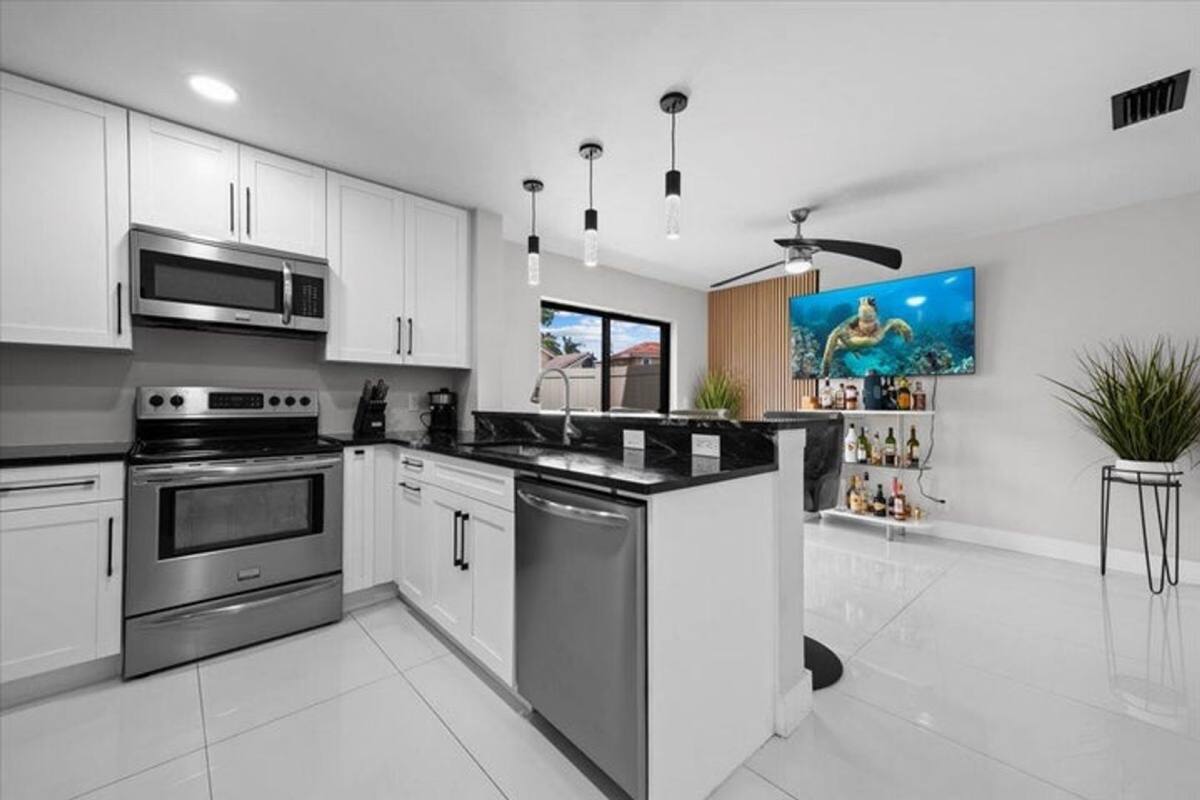 1779 Harborside Circle, Wellington, FL 33414 - House for Rent - Image 1