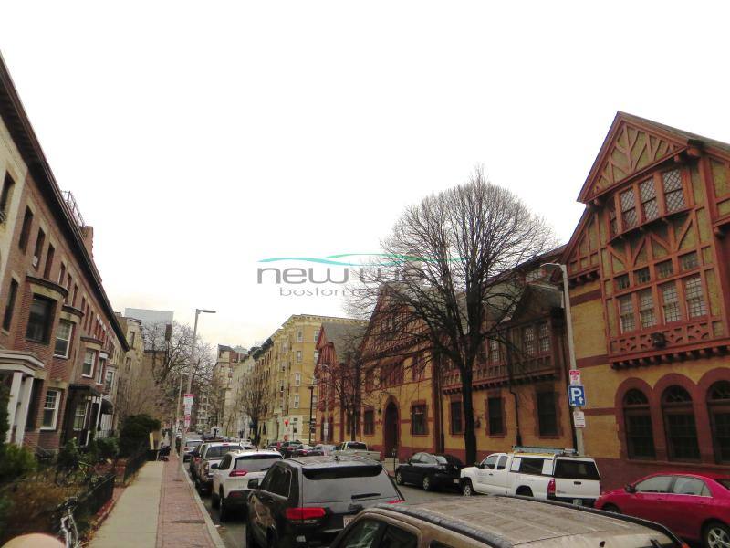 Apartment for rent at 52 Fenway #1, Boston, MA 02115