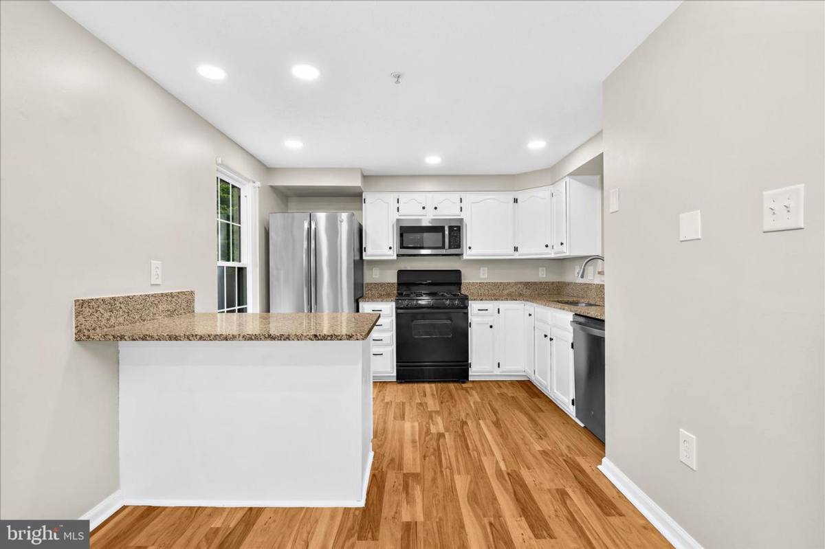 Townhouse for rent at 577 Quaker Ridge Court, Arnold, MD 21012