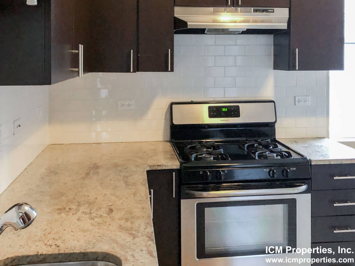 Apartment for rent at 1436 W Addison St #2, Chicago, IL 60657