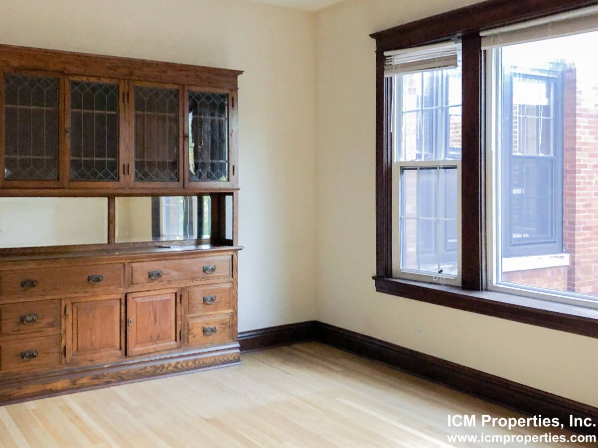 Apartment for rent at 1436 W Addison St #2, Chicago, IL 60657