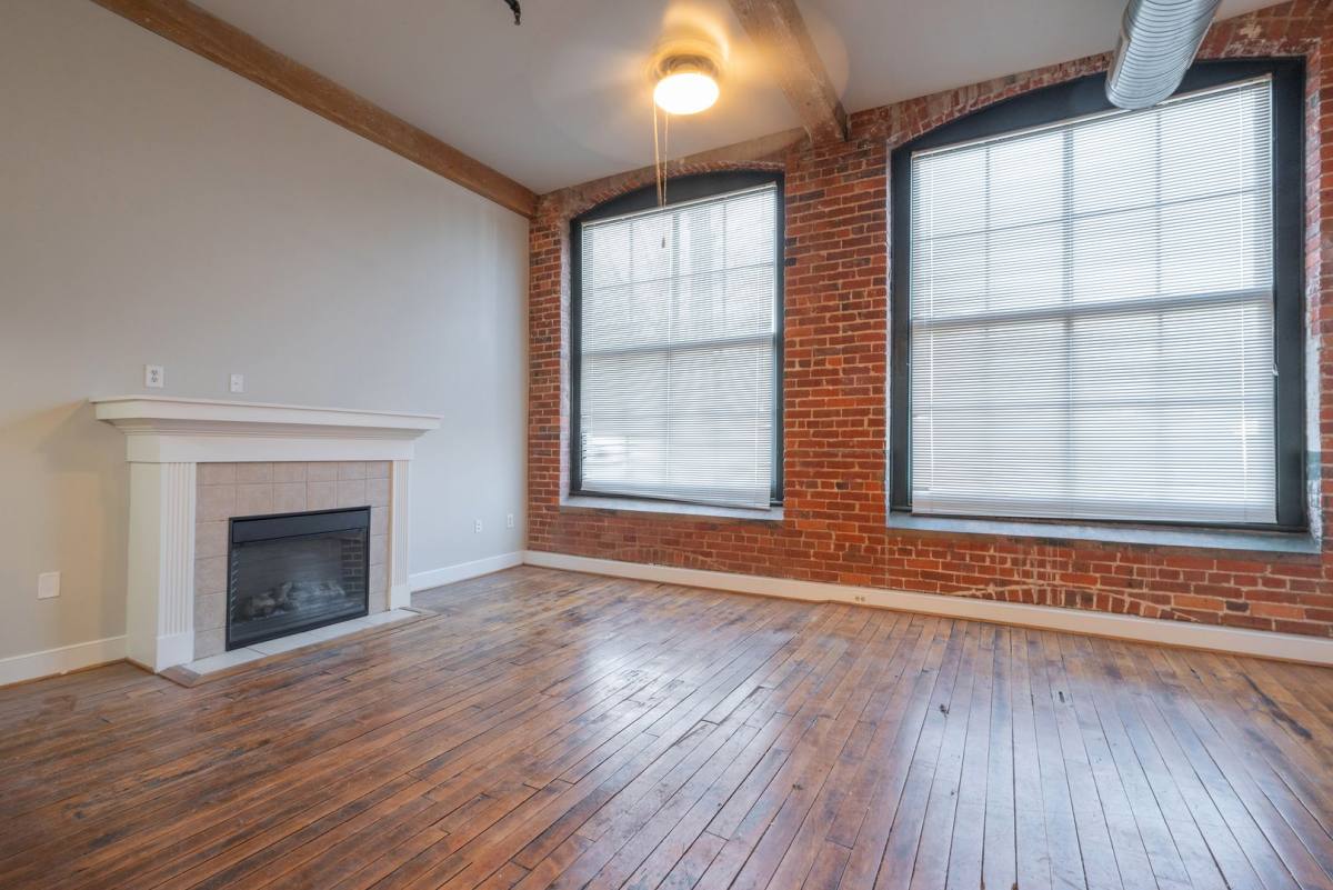 Apartment for rent at 801 Hinton St, Petersburg, VA 23803