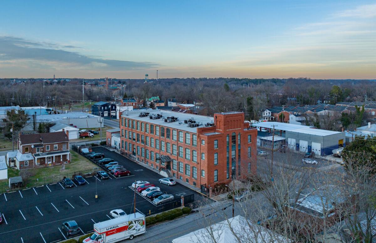 Apartment for rent at 801 Hinton St, Petersburg, VA 23803