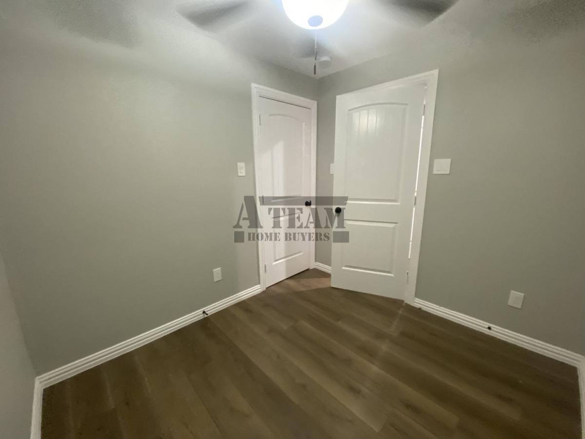 House for rent at 113 W Mount Vernon St, Mabank, TX 75147