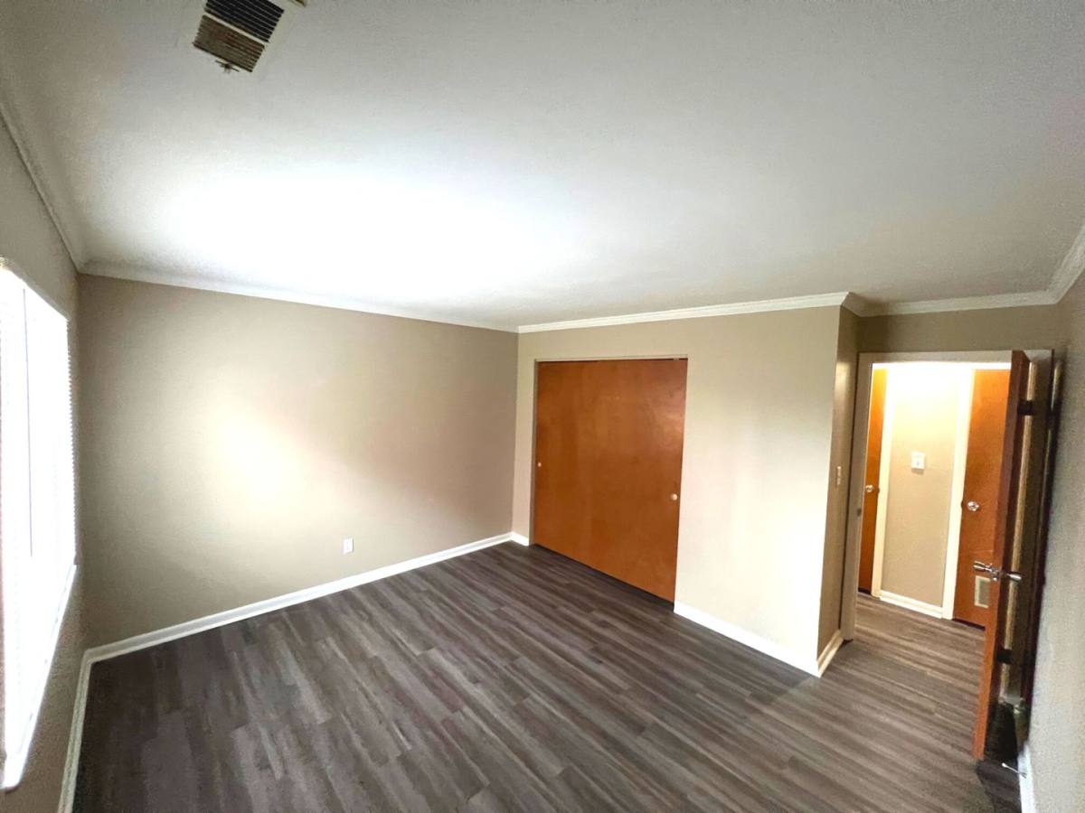 Apartment for rent at 1312 W 8th St, Anderson, IN 46016