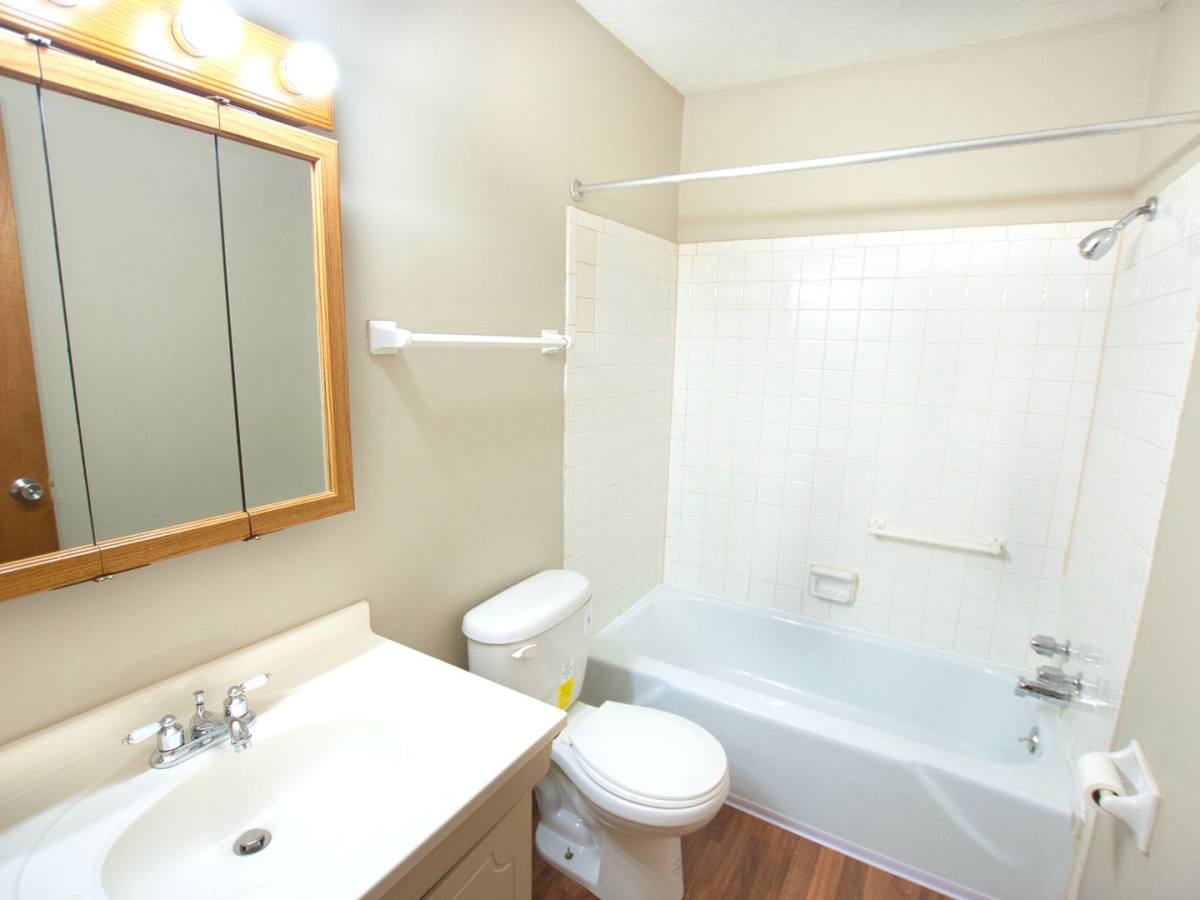 Apartment for rent at 1312 W 8th St, Anderson, IN 46016
