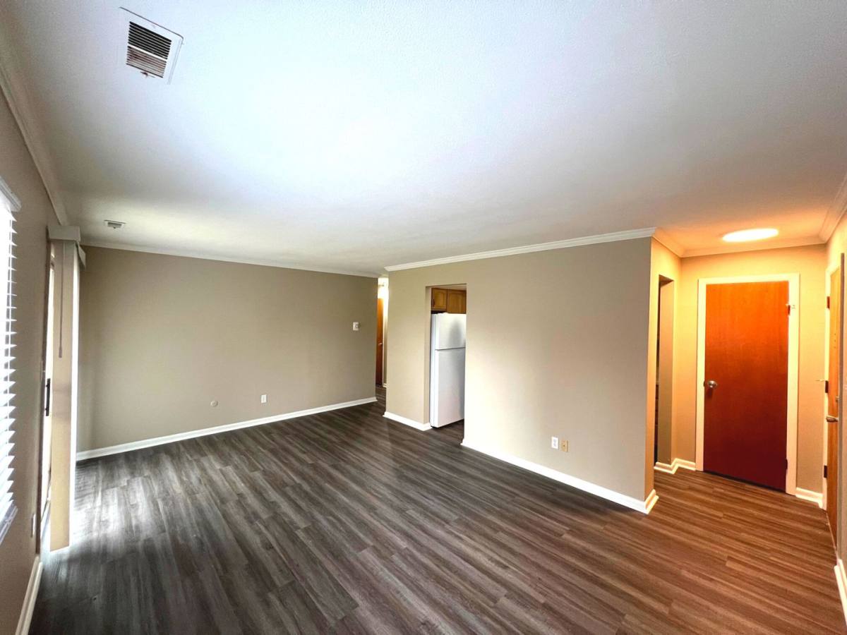 Apartment for rent at 1312 W 8th St, Anderson, IN 46016
