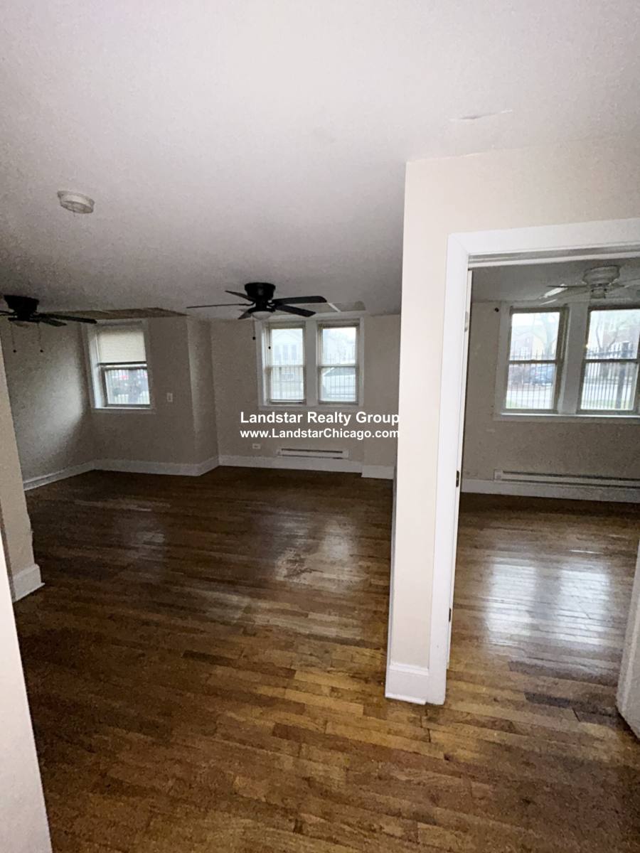 Apartment for rent at 2859 W Berteau #G, Chicago, IL 60618
