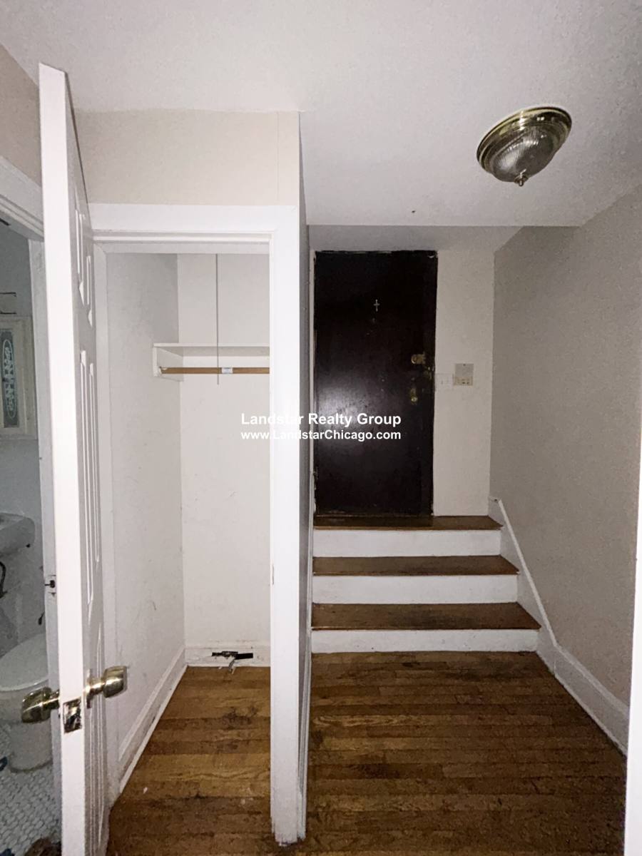 Apartment for rent at 2859 W Berteau #G, Chicago, IL 60618