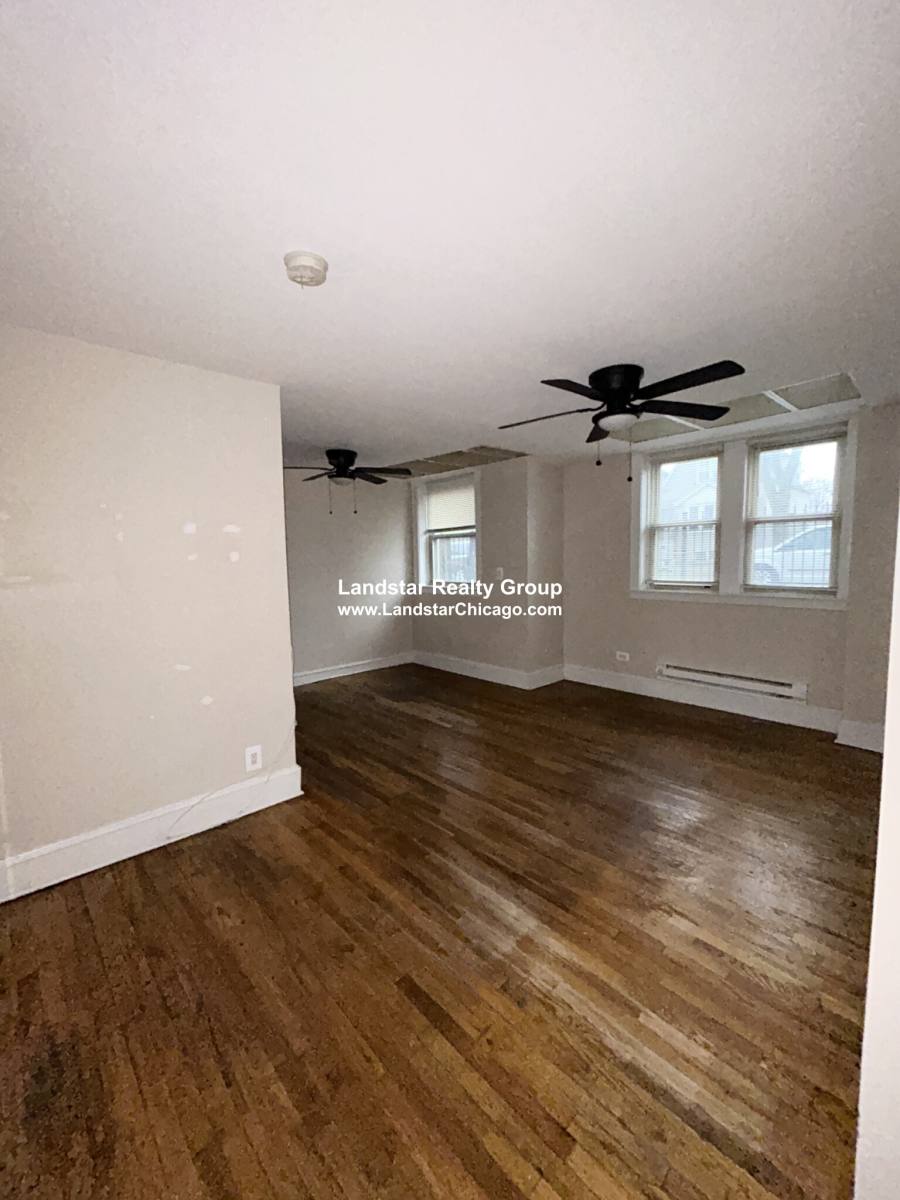 Apartment for rent at 2859 W Berteau #G, Chicago, IL 60618