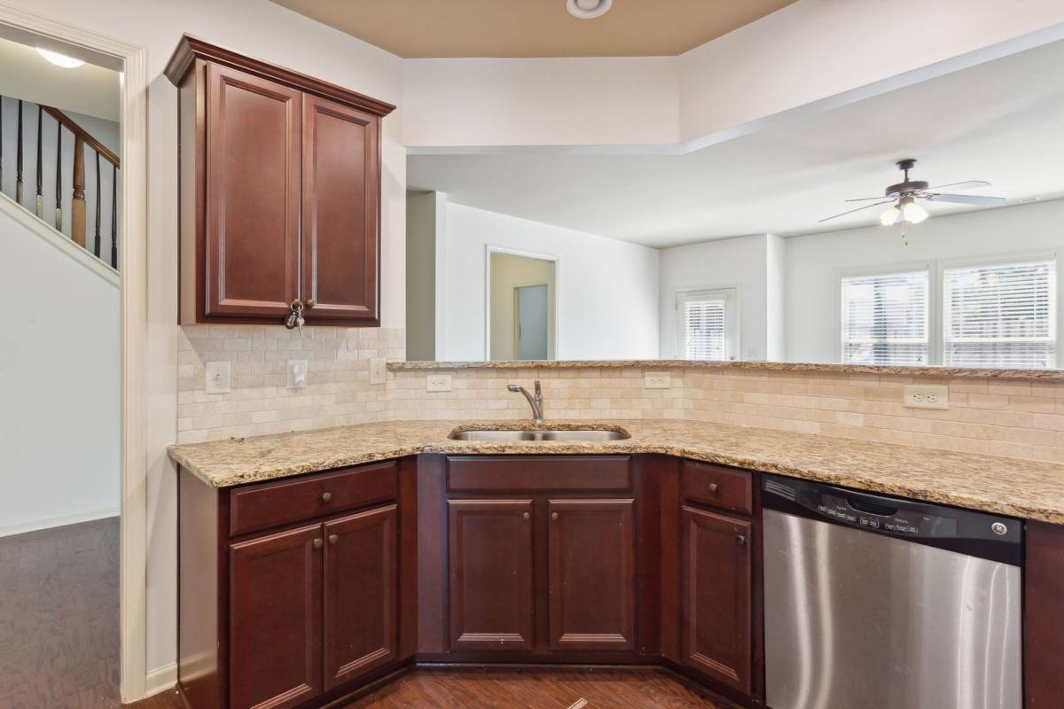 Townhouse for rent at 655 Township Circle, Alpharetta, GA 30004