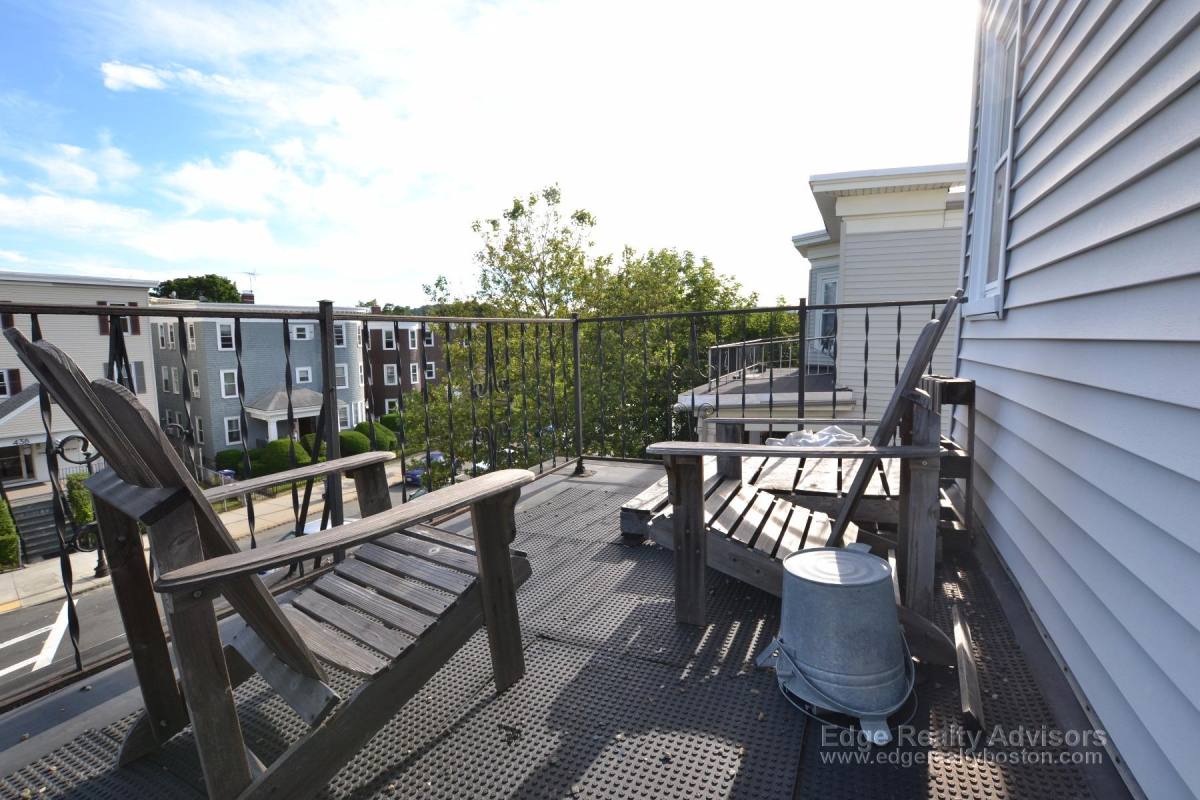 Apartment for rent at 437 Washington St #1, Brighton, MA 02135