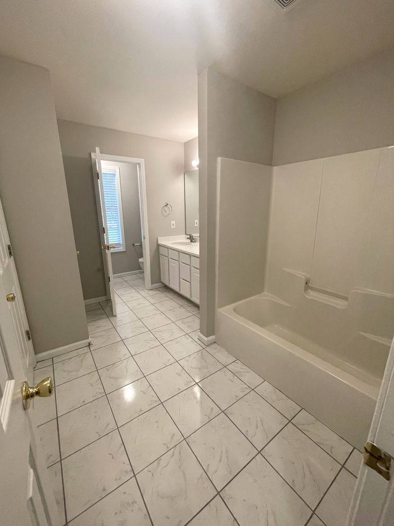 House for rent at 335 Spring Lake Court, Athens, GA 30605