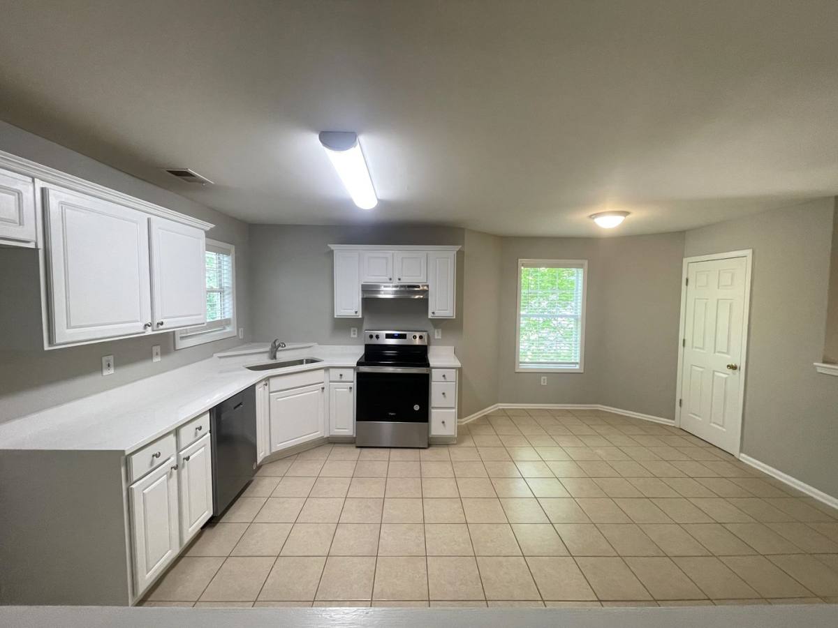 House for rent at 335 Spring Lake Court, Athens, GA 30605