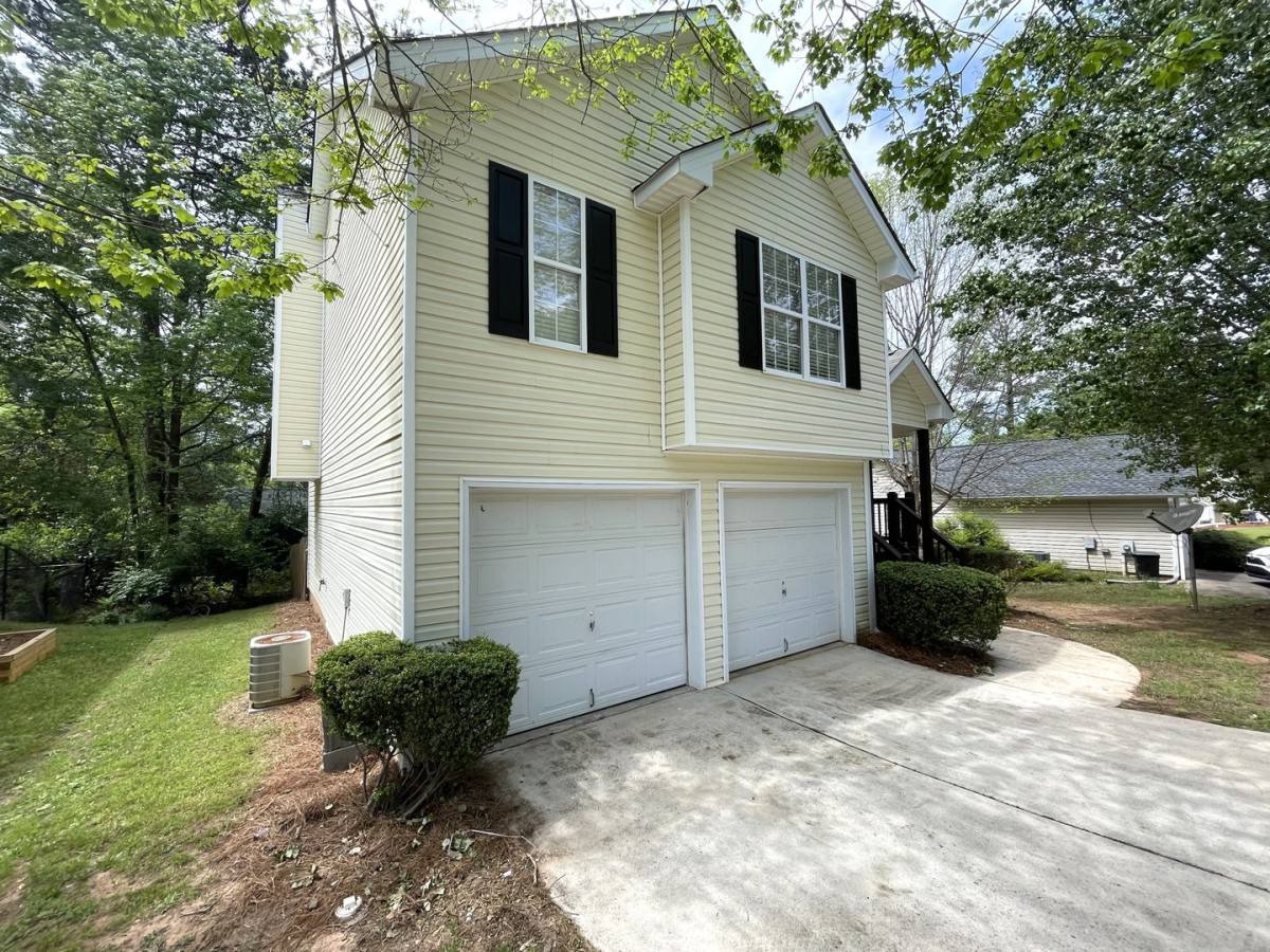 House for rent at 335 Spring Lake Court, Athens, GA 30605