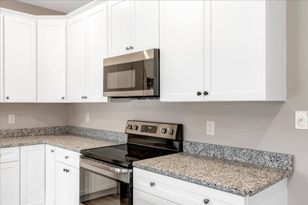 Townhouse for rent at 849 N Mecklenburg Ave, South Hill, VA 23970