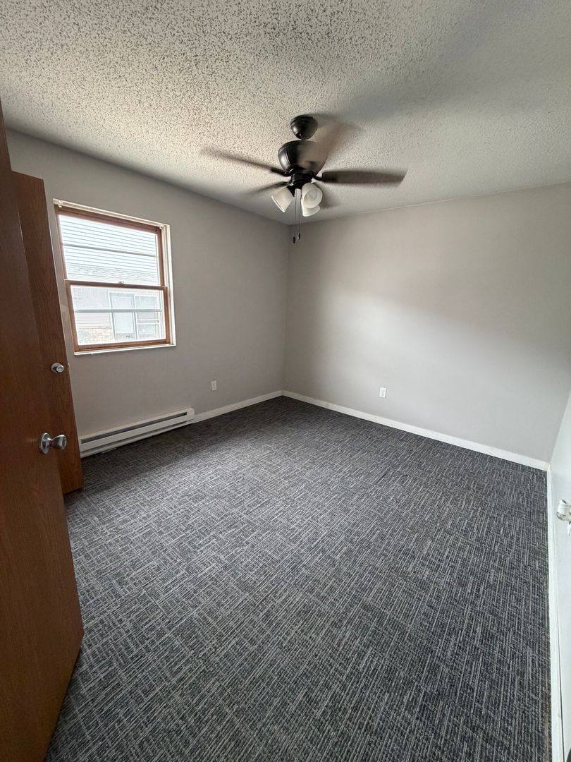 Townhouse for rent at 204 Oak St, Woodville, WI 54028