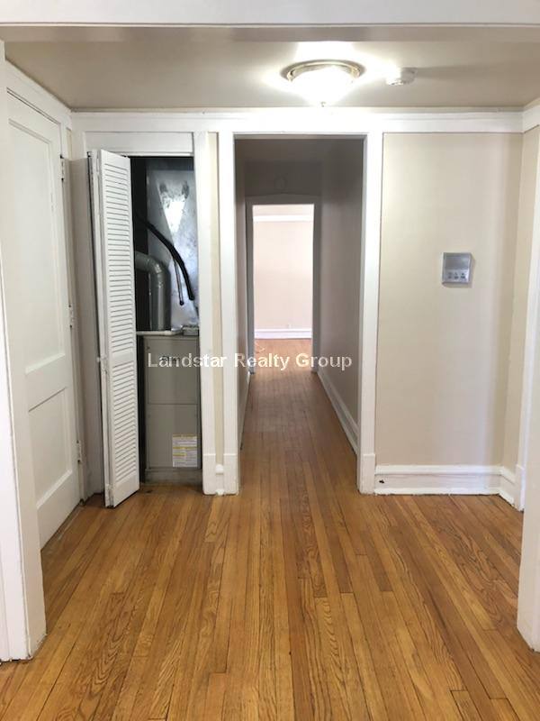 Apartment for rent at 1969 W Foster #1, Chicago, IL 60625
