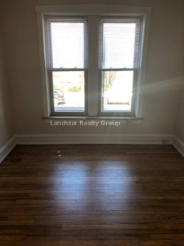 Apartment for rent at 1969 W Foster #1, Chicago, IL 60625