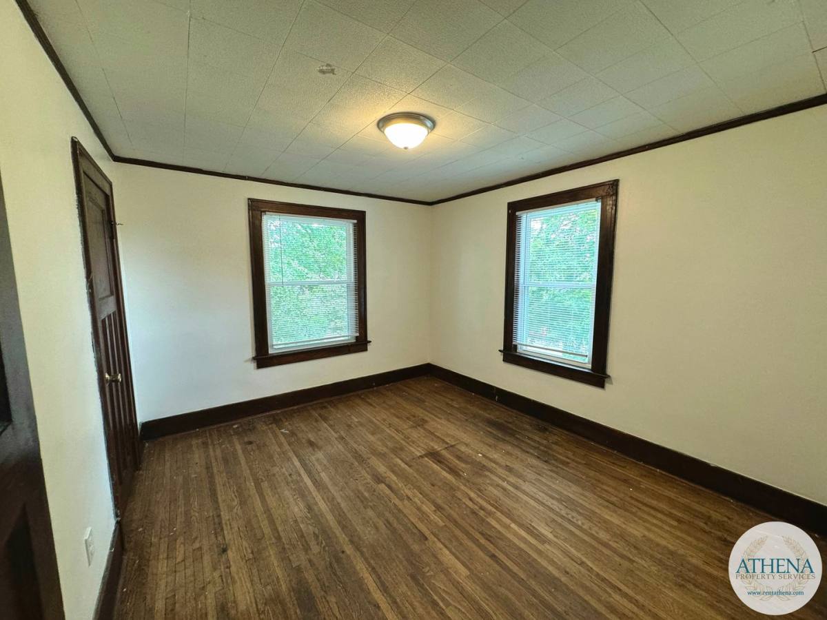House for rent at 413 N Frederick St, Cape Girardeau, MO 63701