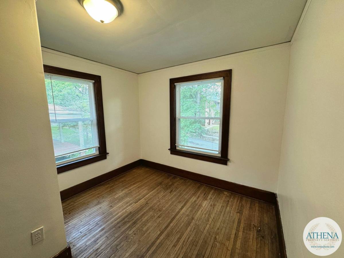 House for rent at 413 N Frederick St, Cape Girardeau, MO 63701
