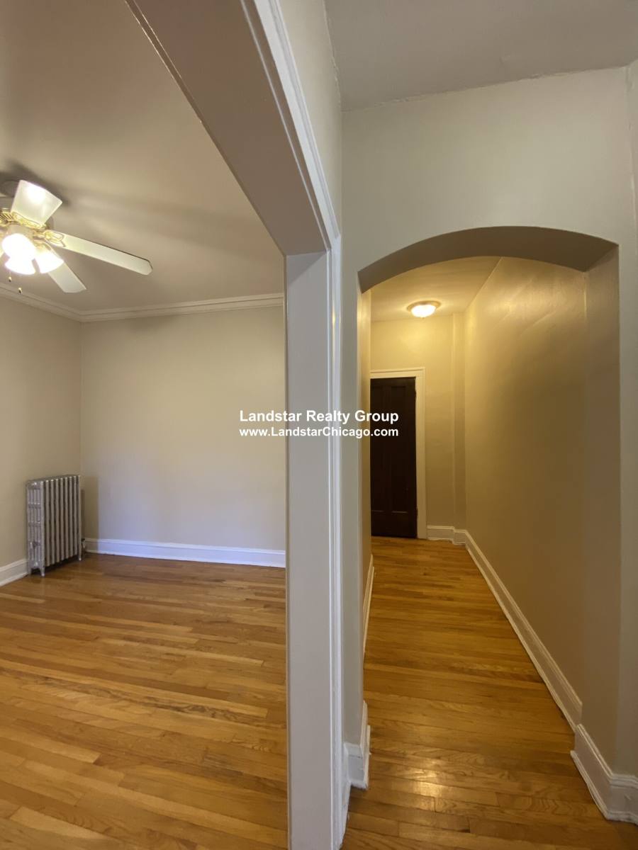 Apartment for rent at 1452 Oak Ave #2N, Evanston, IL 60202