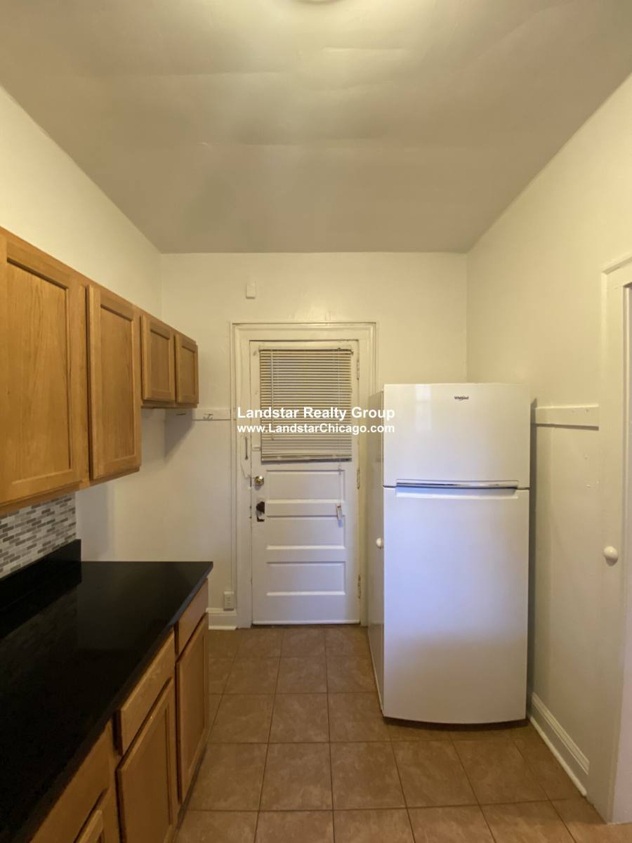 Apartment for rent at 1452 Oak Ave #2N, Evanston, IL 60202