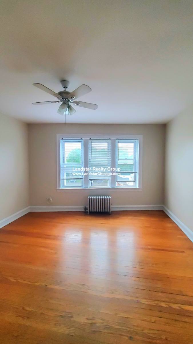 Apartment for rent at 1145 W Morse Ave #304, Chicago, IL 60626