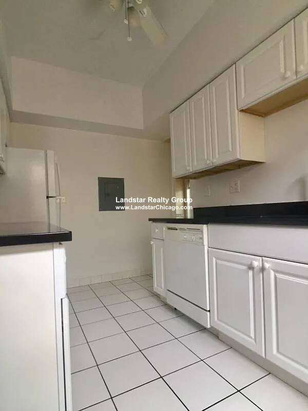 Apartment for rent at 908 Reba Place #3N, Evanston, IL 60202