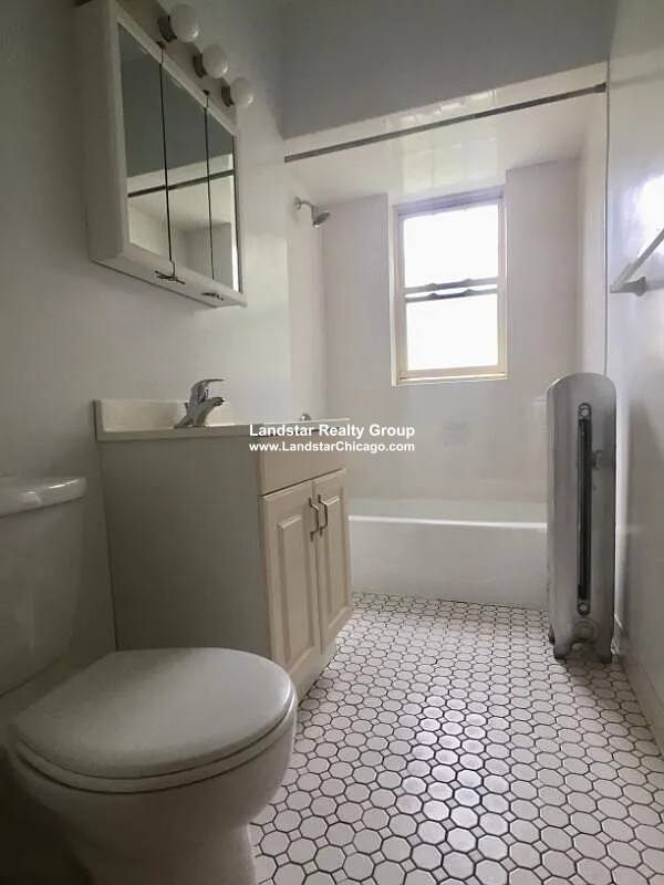 Apartment for rent at 908 Reba Place #3N, Evanston, IL 60202