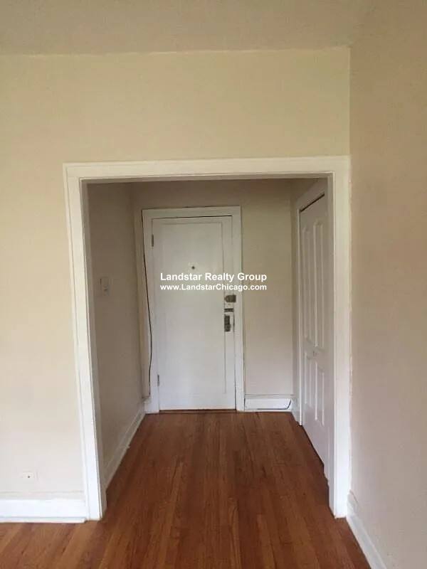 Apartment for rent at 908 Reba Place #3N, Evanston, IL 60202