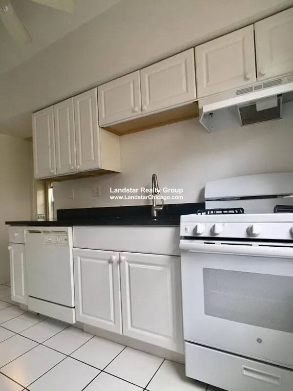 Apartment for rent at 908 Reba Place #3N, Evanston, IL 60202