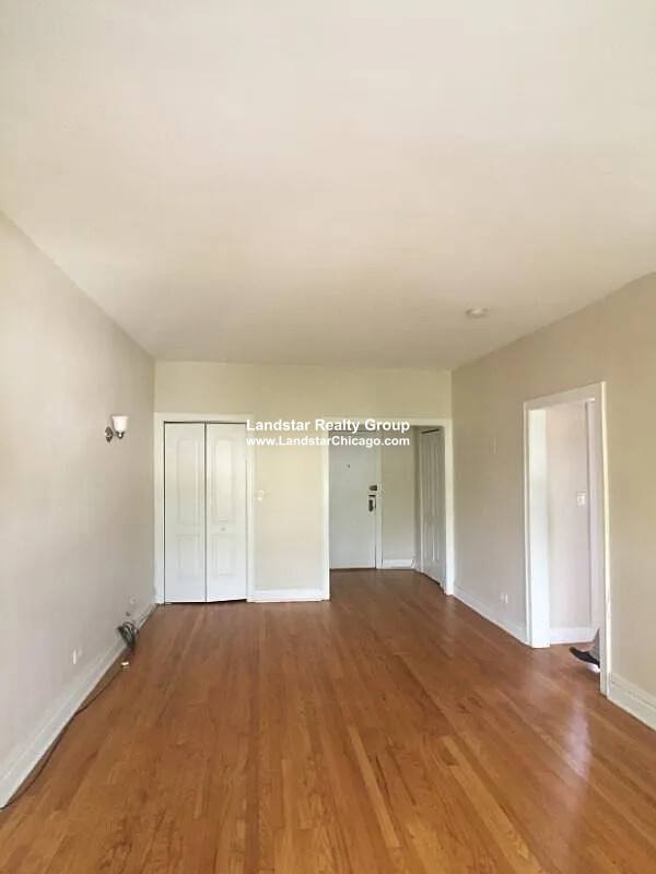 Apartment for rent at 908 Reba Place #3N, Evanston, IL 60202