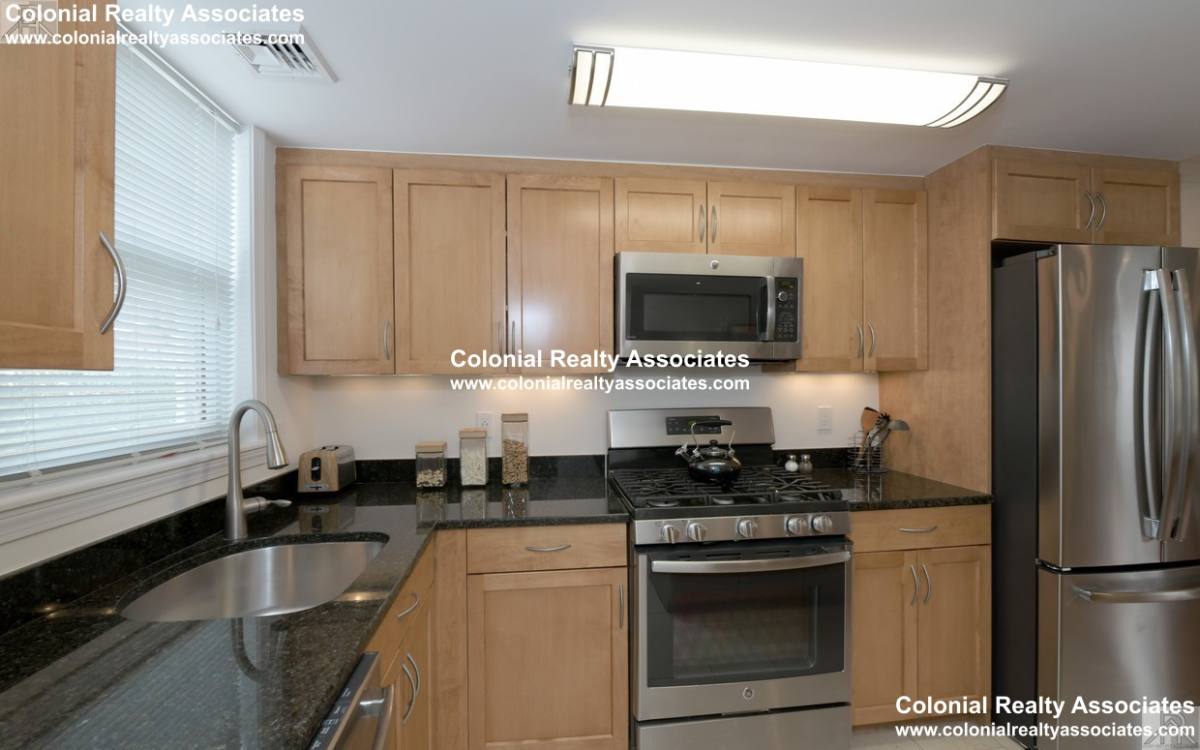 Townhouse for rent at 102 Gerry Rd #G-102, Chestnut Hill, MA 02467