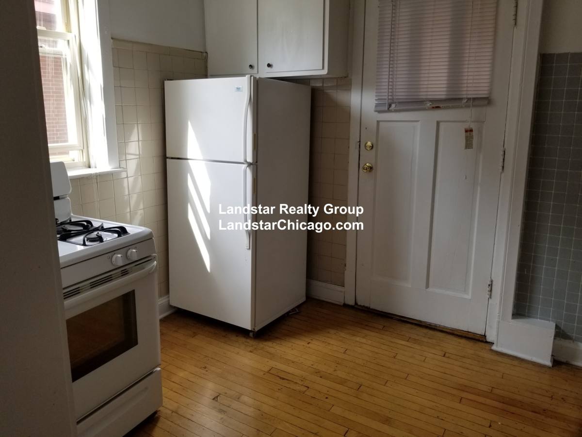 Apartment for rent at 1963 W Foster #2, Chicago, IL 60640