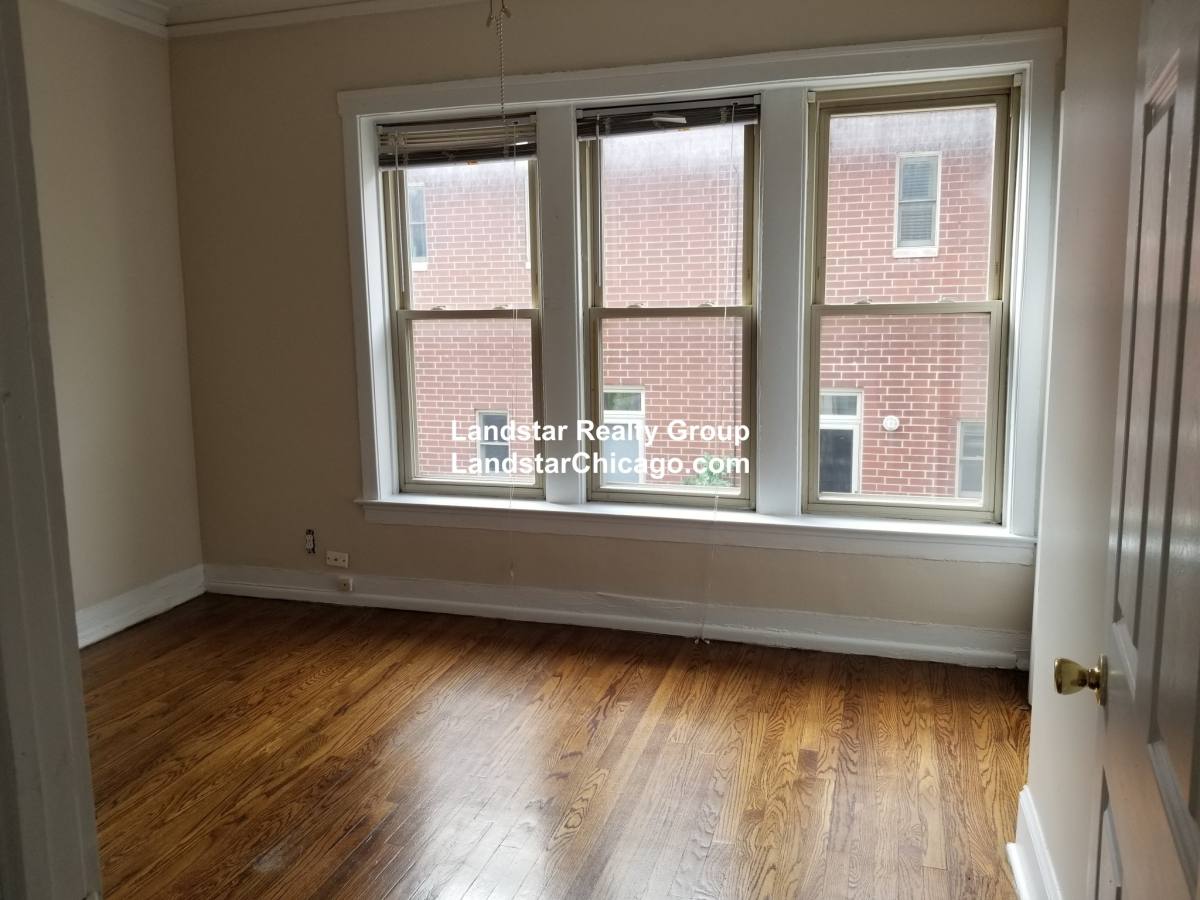 Apartment for rent at 1963 W Foster #2, Chicago, IL 60640