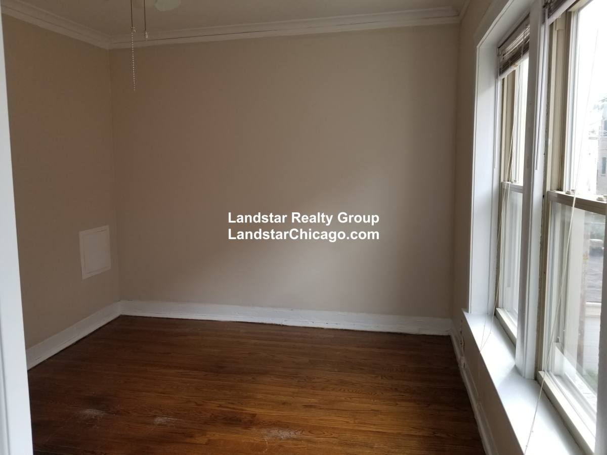 Apartment for rent at 1963 W Foster #2, Chicago, IL 60640