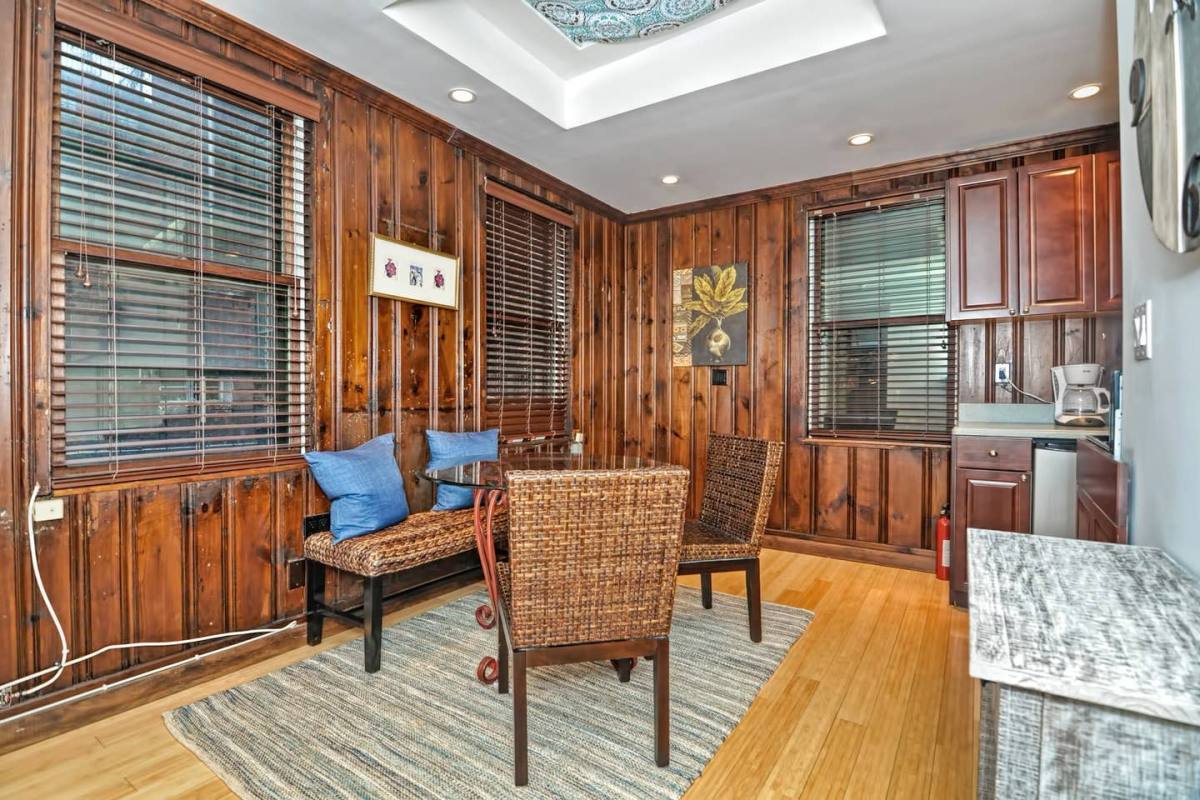 Apartment for rent at 49 Charles St #2, Boston, MA 02114
