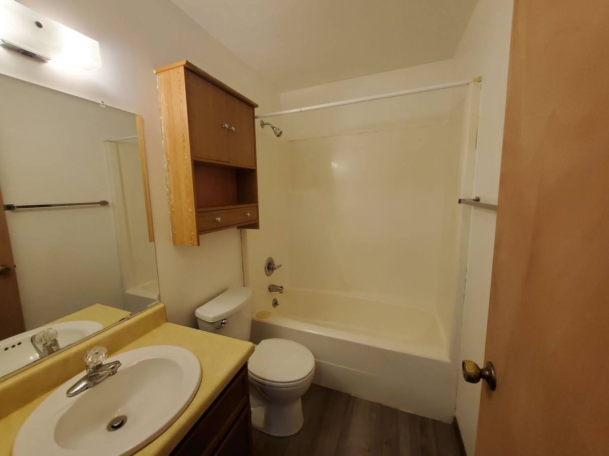 Apartment for rent at 8500 14th St W, Rock Island, IL 61201
