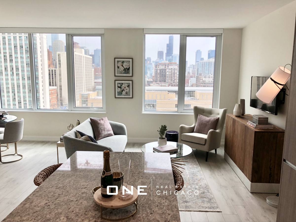 Apartment for rent at 1140 N Wells #4, Chicago, IL 60610