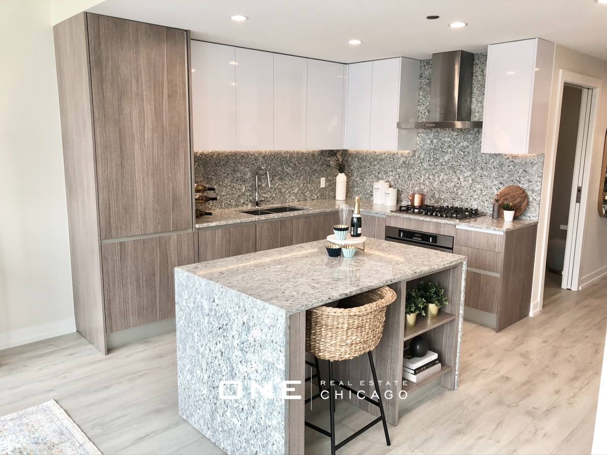 Apartment for rent at 1140 N Wells #4, Chicago, IL 60610