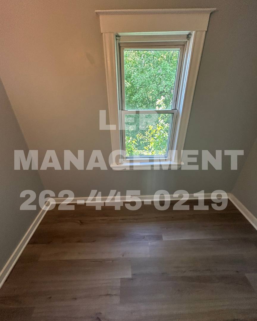 Apartment for rent at 5426 16th Ave, Kenosha, WI 53140