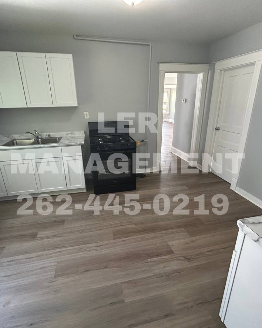 Apartment for rent at 5426 16th Ave, Kenosha, WI 53140