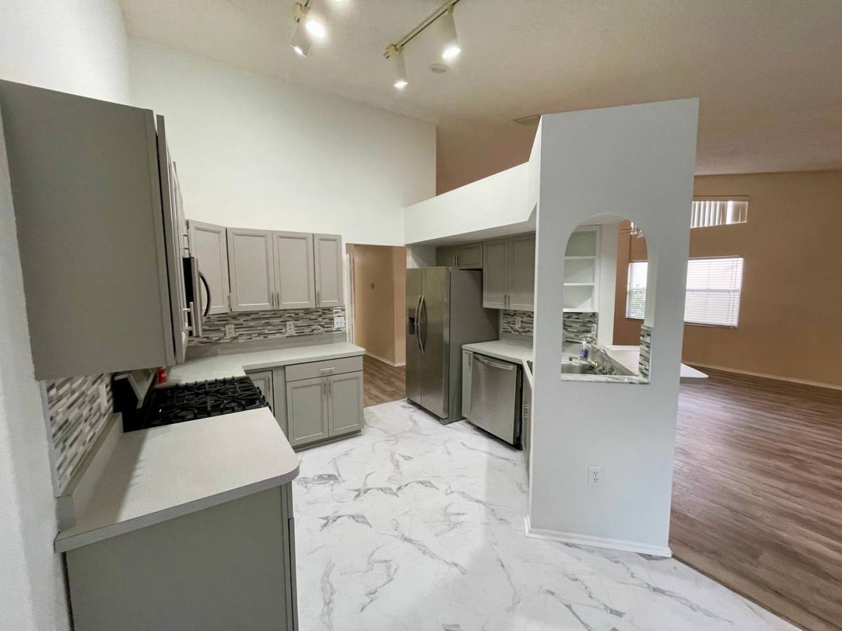 Apartment for rent at 4337 Edenrose Way, Sarasota, FL 34235