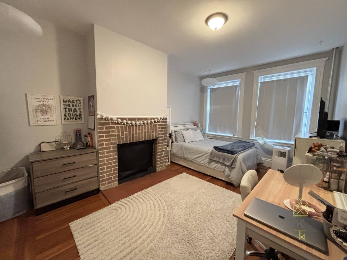 Apartment for rent at 175 Harvard St #2, Brookline, MA 02446