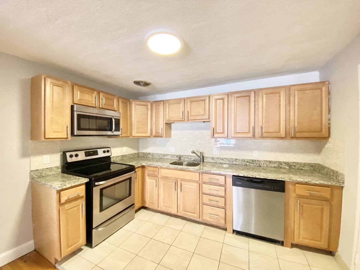 Apartment for rent at 230 Babcock St #4G, Brookline, MA 02446