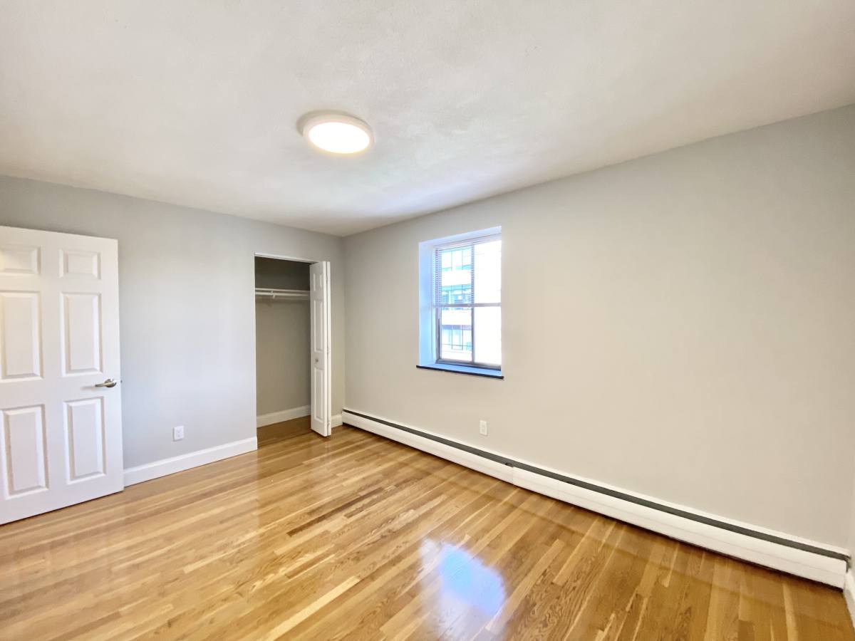 Apartment for rent at 230 Babcock St #4G, Brookline, MA 02446