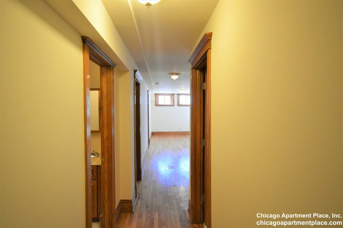 Apartment for rent at 638 W Drummond Place #G, Chicago, IL 60614