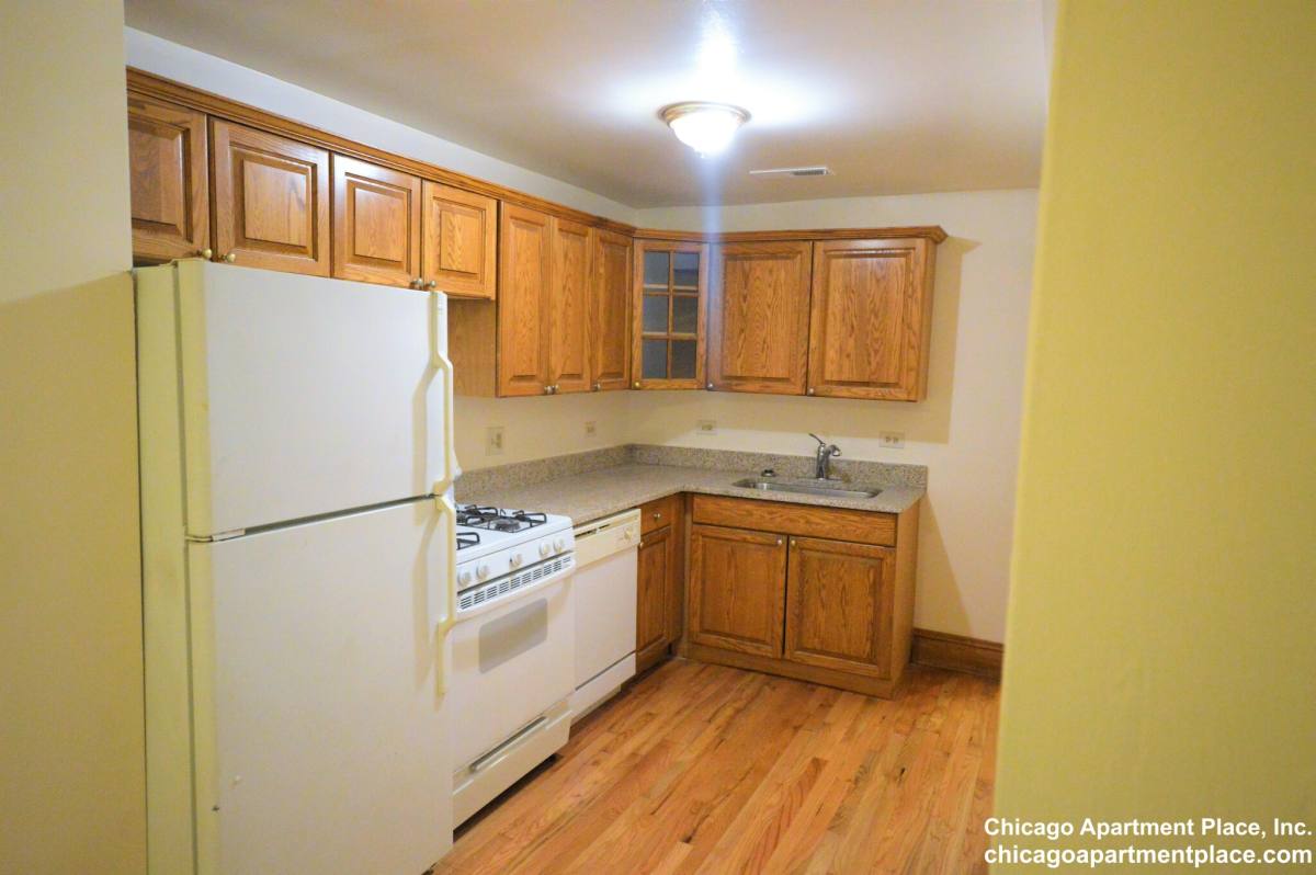Apartment for rent at 638 W Drummond Place #G, Chicago, IL 60614